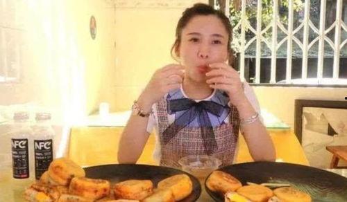 娱乐吃瓜君菌,吃瓜君菌带你探秘明星幕后故事