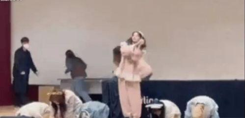 娱乐吃瓜说父母,揭秘明星父母的育儿经